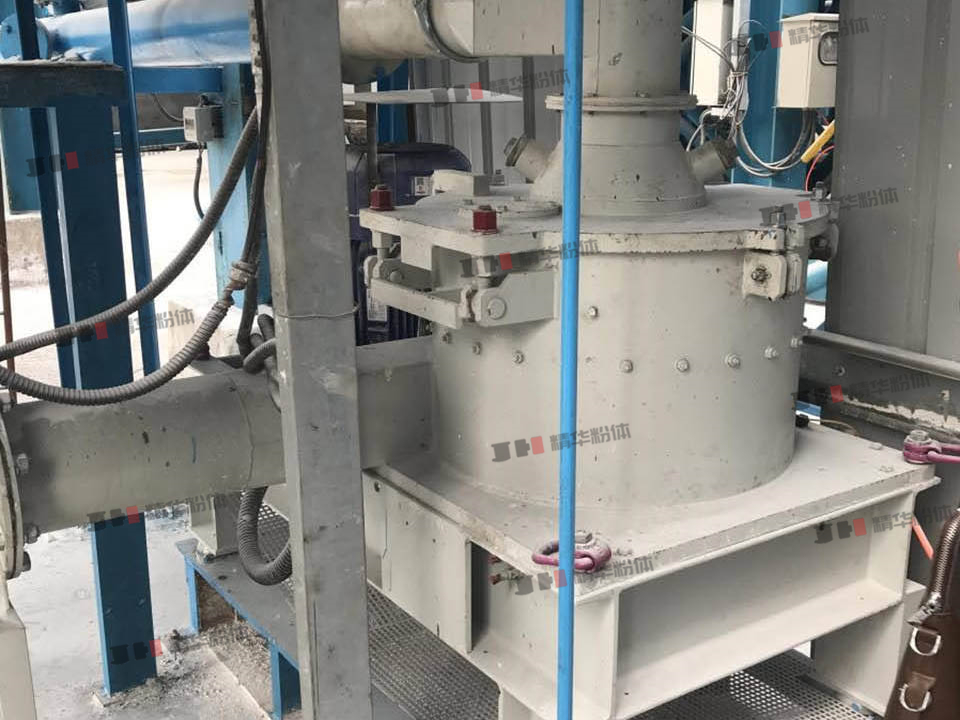 小苏打研磨机--青岛某玻璃公司