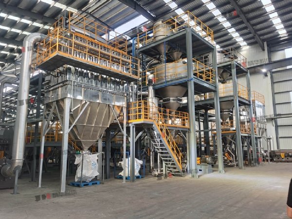 石油焦超微冲击磨--内蒙古某生产现场